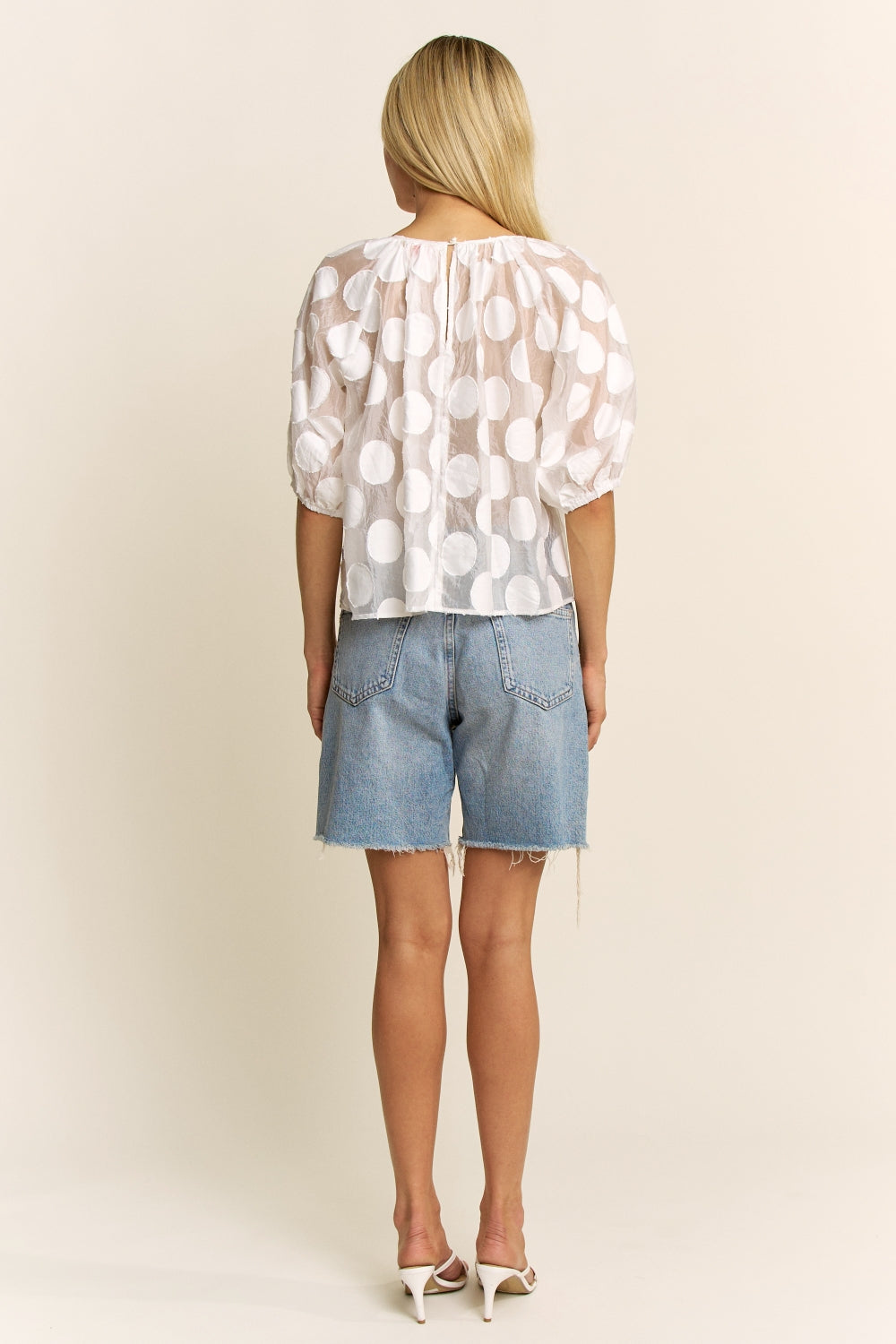 CT1029_WHITE