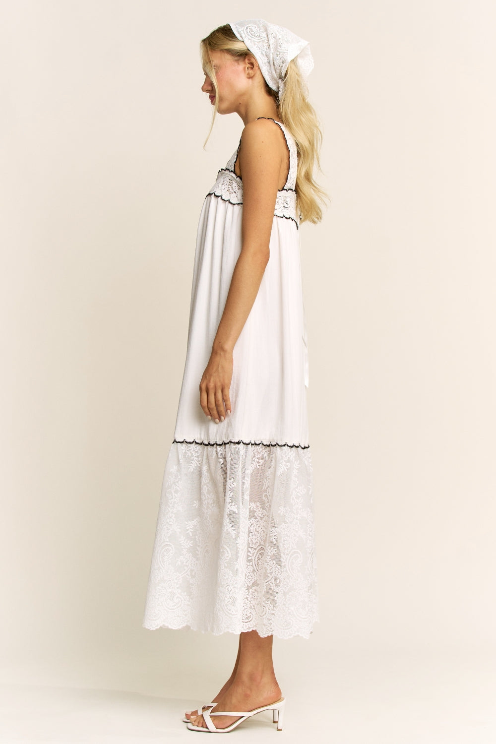 CD1055_WHITE