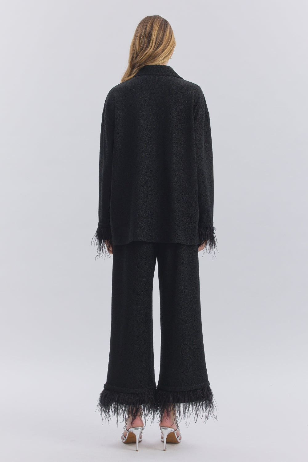 EVT2074_BLACK