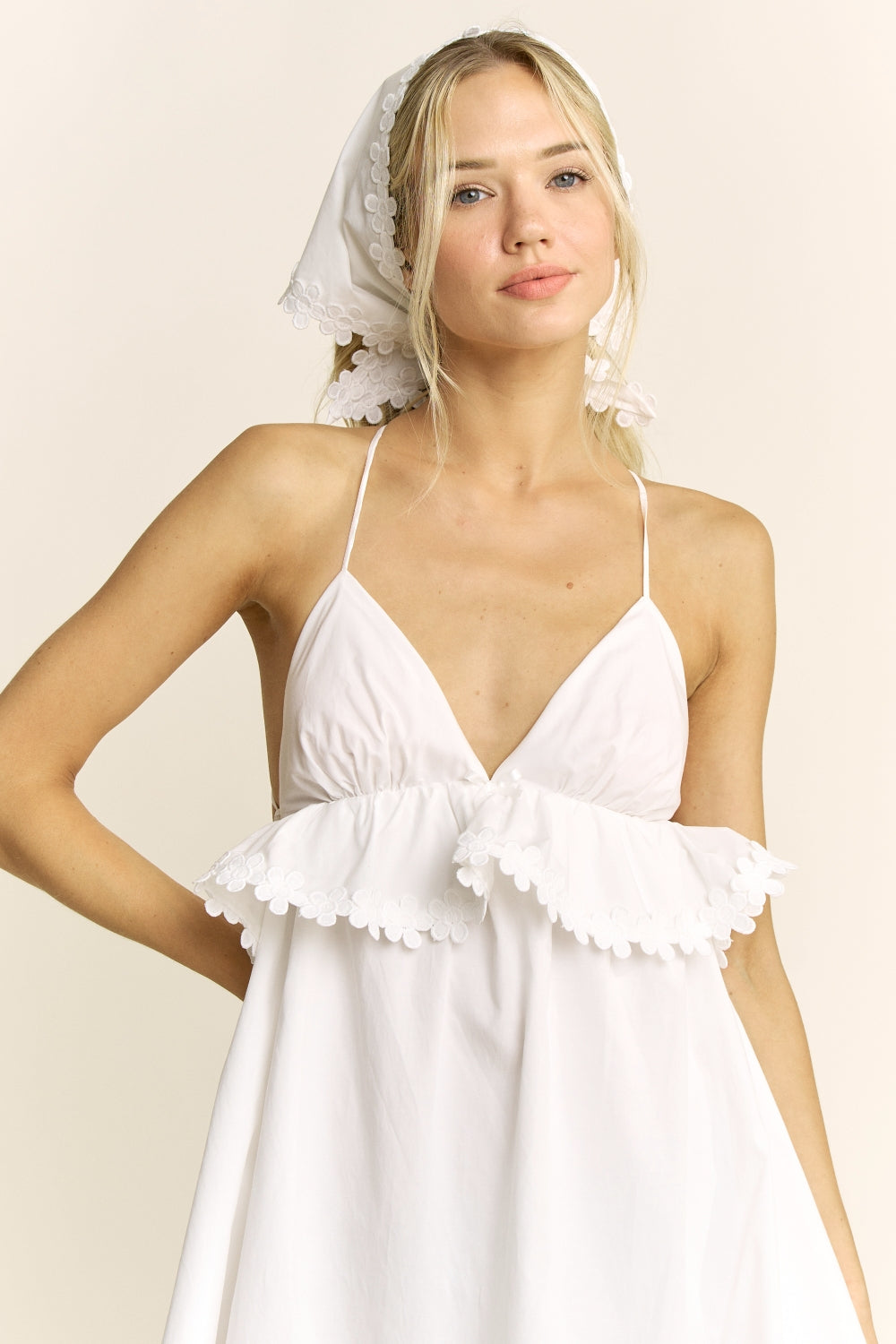 CD1031_WHITE