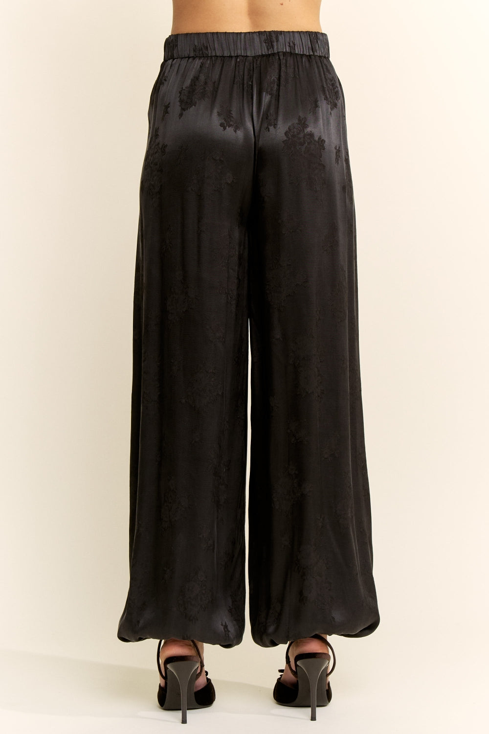 EVB3028_BLACK